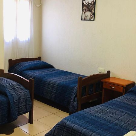 La Familia Hotel Πουέρτο Ιγκουασού Εξωτερικό φωτογραφία