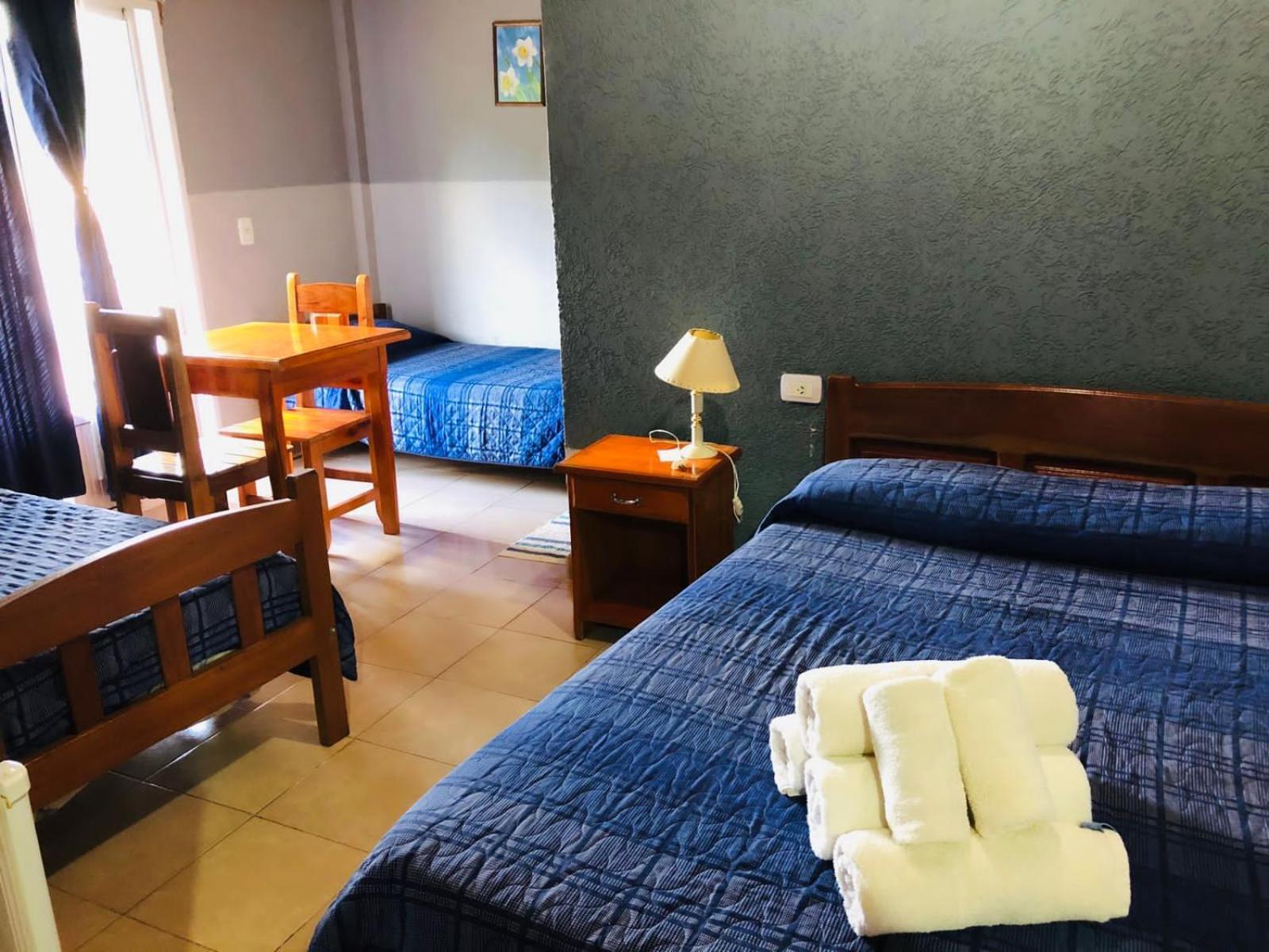 La Familia Hotel Πουέρτο Ιγκουασού Δωμάτιο φωτογραφία